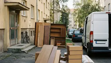 Премахване и извозване на стъклени витрини Ямбол