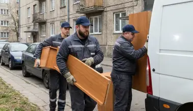 Пълно изпразване на къщи Ловеч