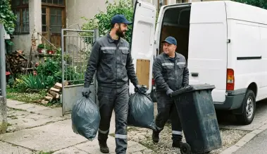 Почистване след натрупване на битов боклук Кюстендил